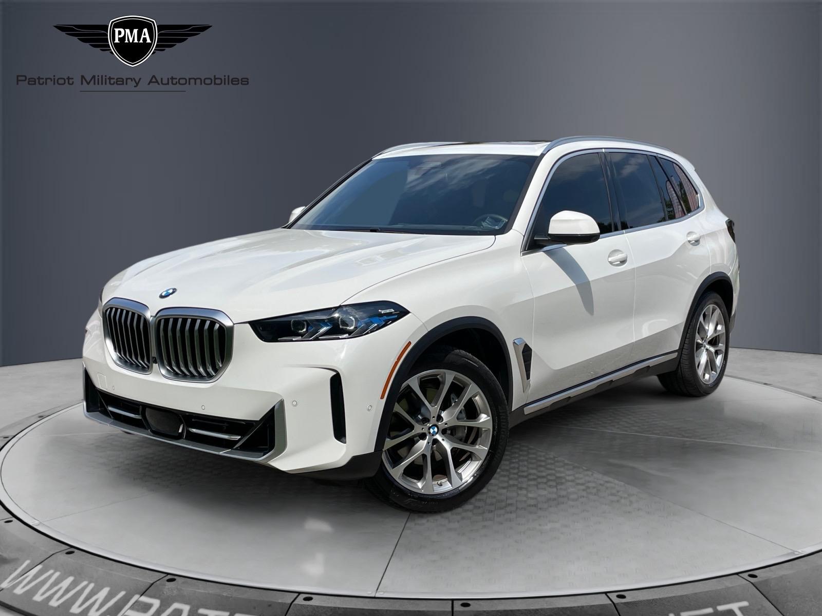 2024 BMW X5 xDrive40i in Alpine White – photo 1 of 15