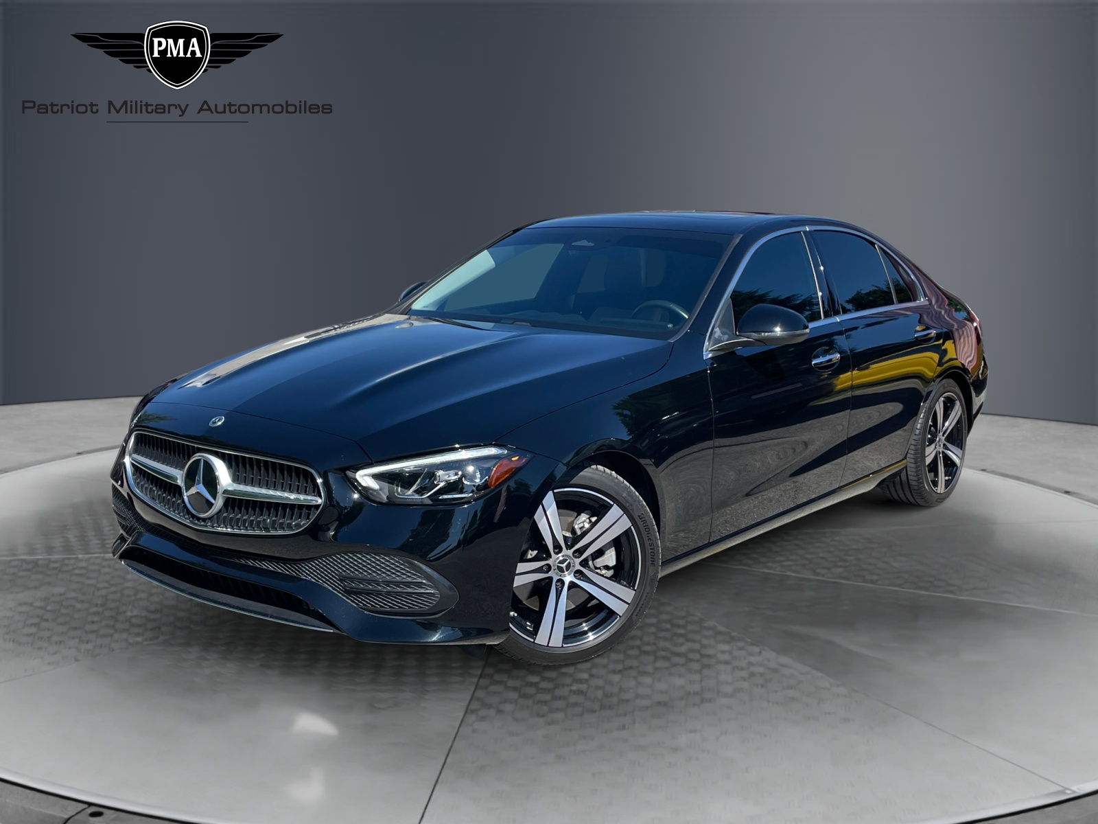 2022 Mercedes Benz C300 4MATIC Sdn – photo 1 of 19