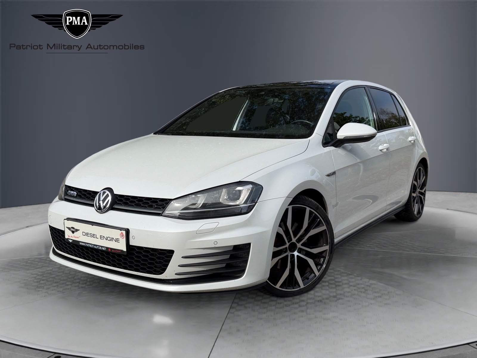 2016 VW Golf GTD 4-door automatic – photo 1 of 15