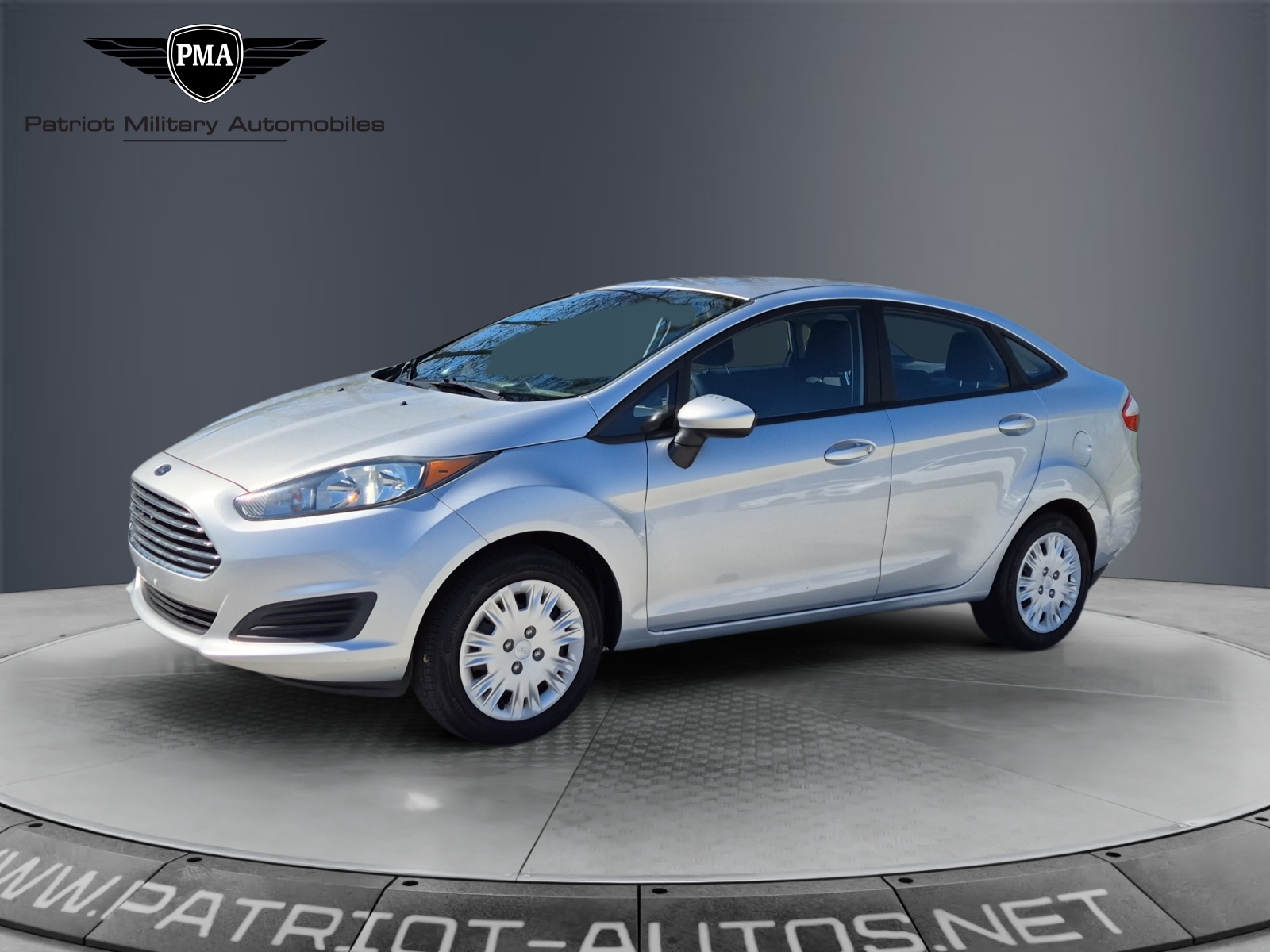 2016 Ford Fiesta S Sedan – photo 1 of 15